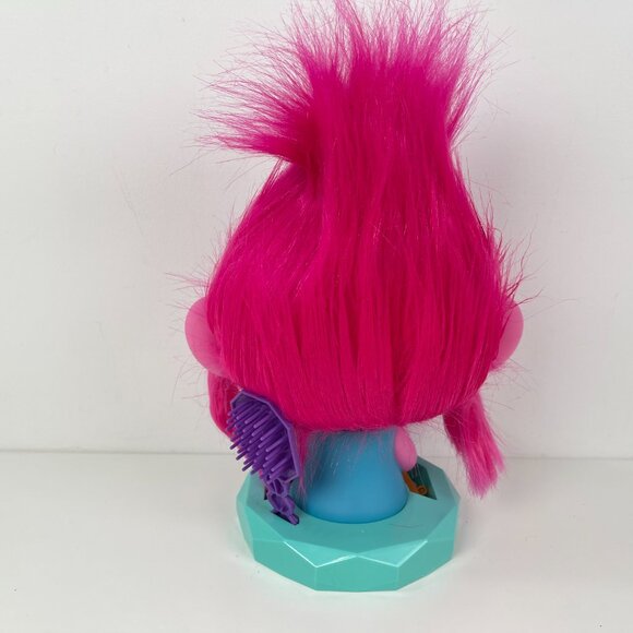 DreamWorks Trolls Band Together Poppy Styling Head - Picture 3 of 4